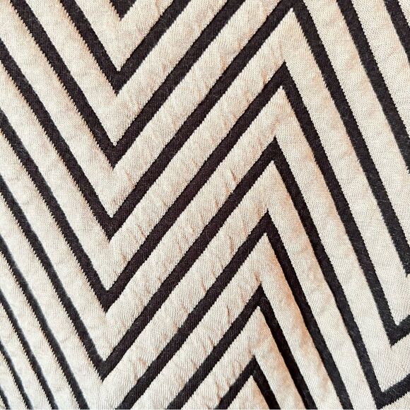 Chico's Travelers Collection Chevron Jacquard Cape - Picture 6 of 12